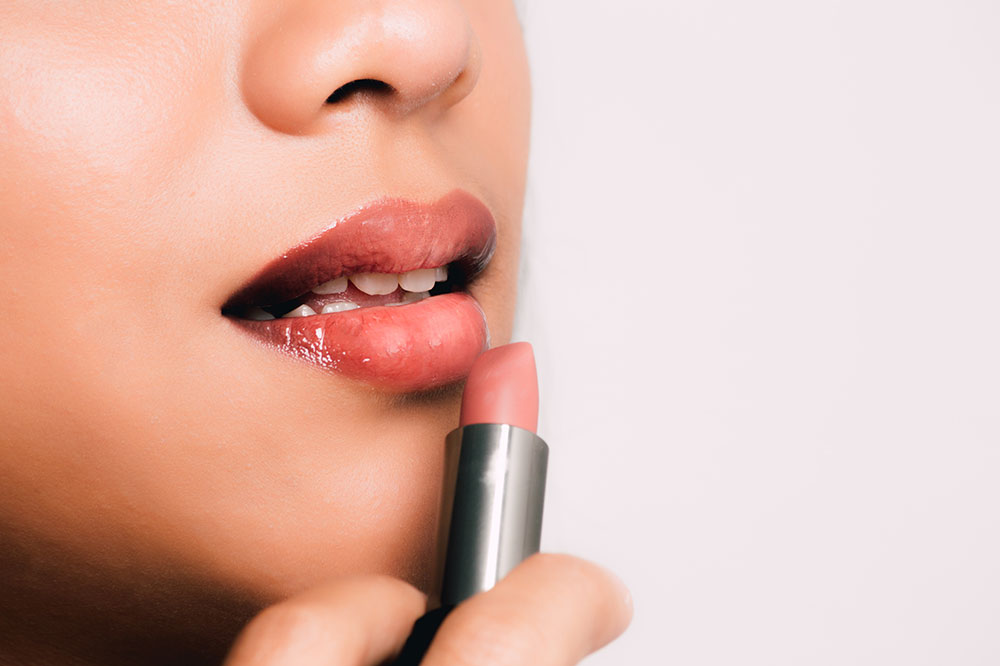 5 Simple Tips for Picking the Right Lipstick
